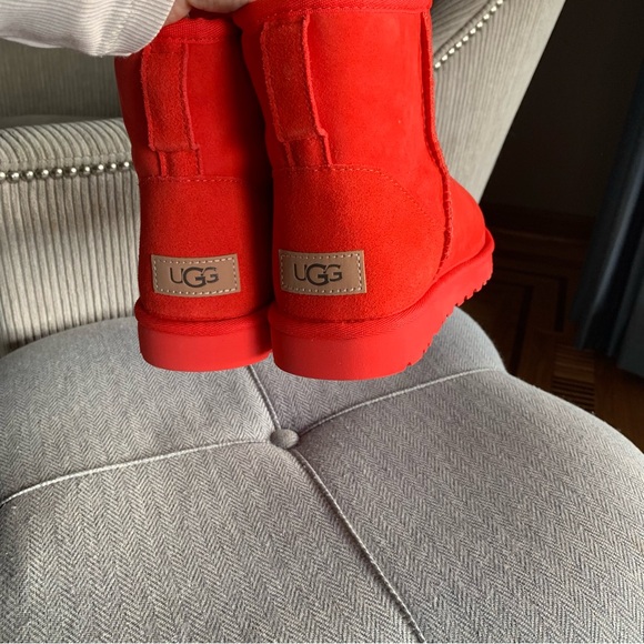 Womens UGG® Classic Mini II Boot - Picture 7 of 11